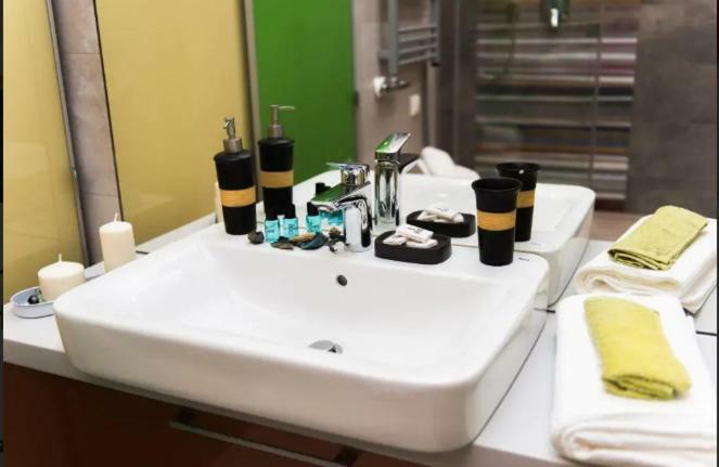 Urban Nest Apartments- Old Town Stradomska 9 クラクフ エクステリア 写真