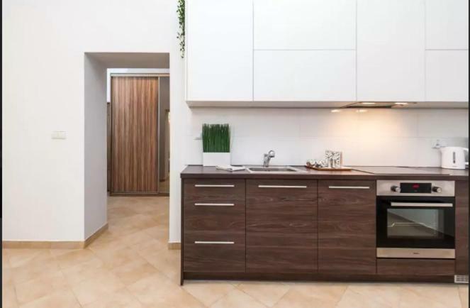 Urban Nest Apartments- Old Town Stradomska 9 クラクフ エクステリア 写真